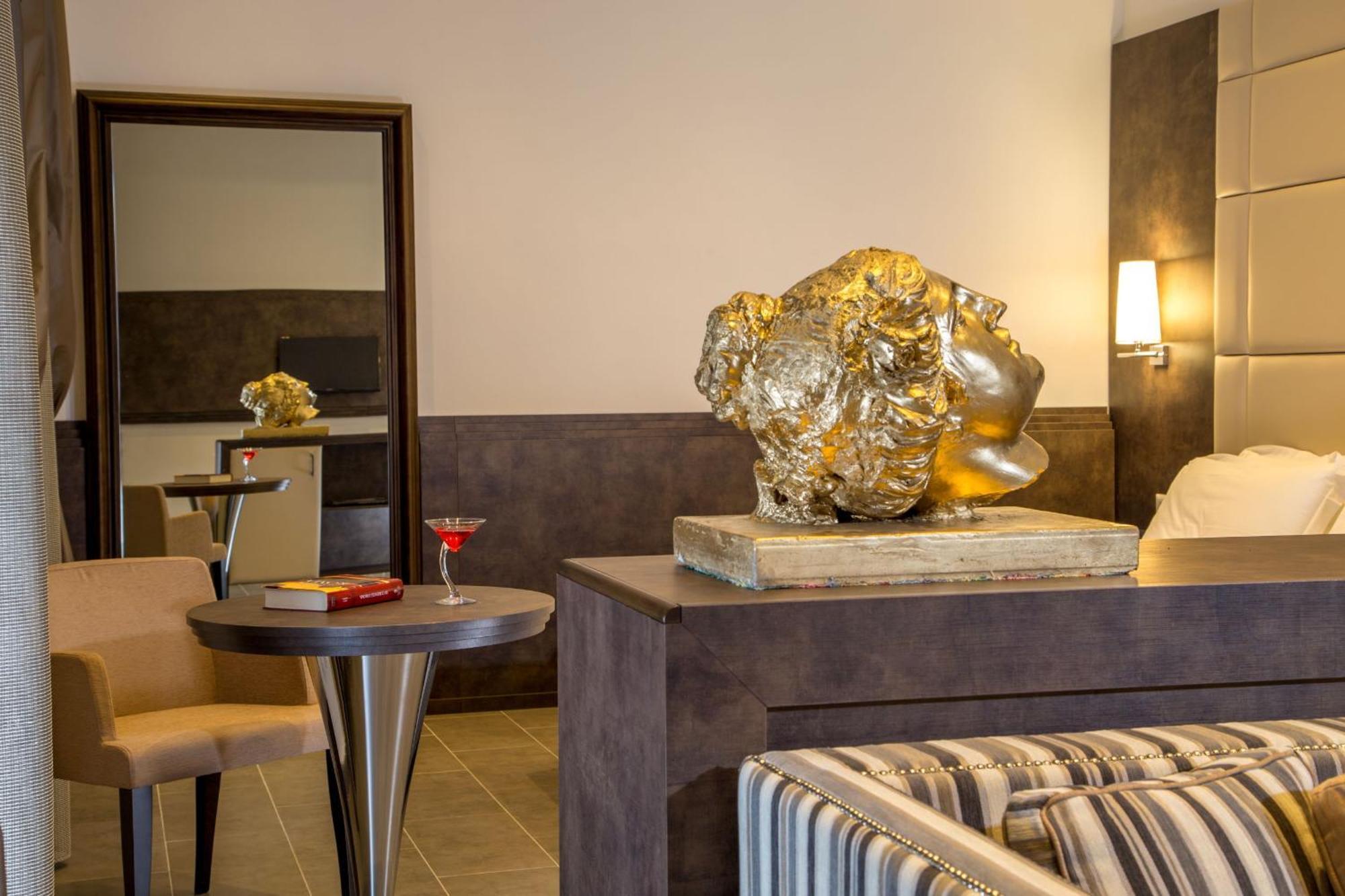 Hearth Hotel — Billeder 2